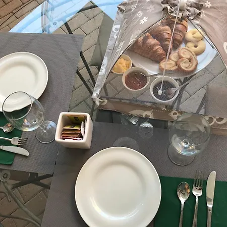 Pensión Il Cortile Vignale