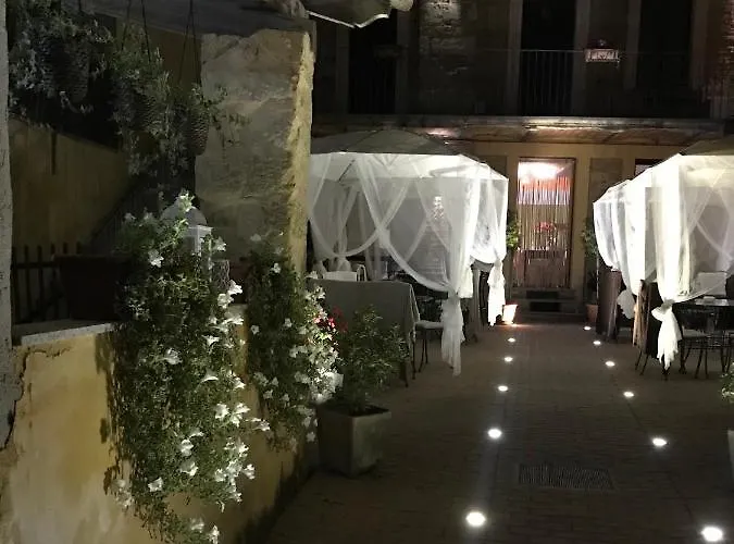 Il Cortile Гостевой дом Vignale Monferrato